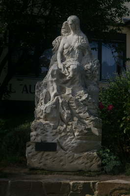 Mermaid statue at Loreley